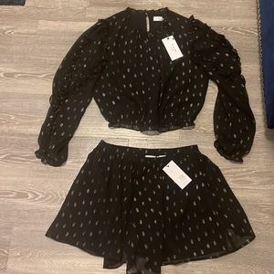 Ali & Jay 2 piece matching blouse shorts set